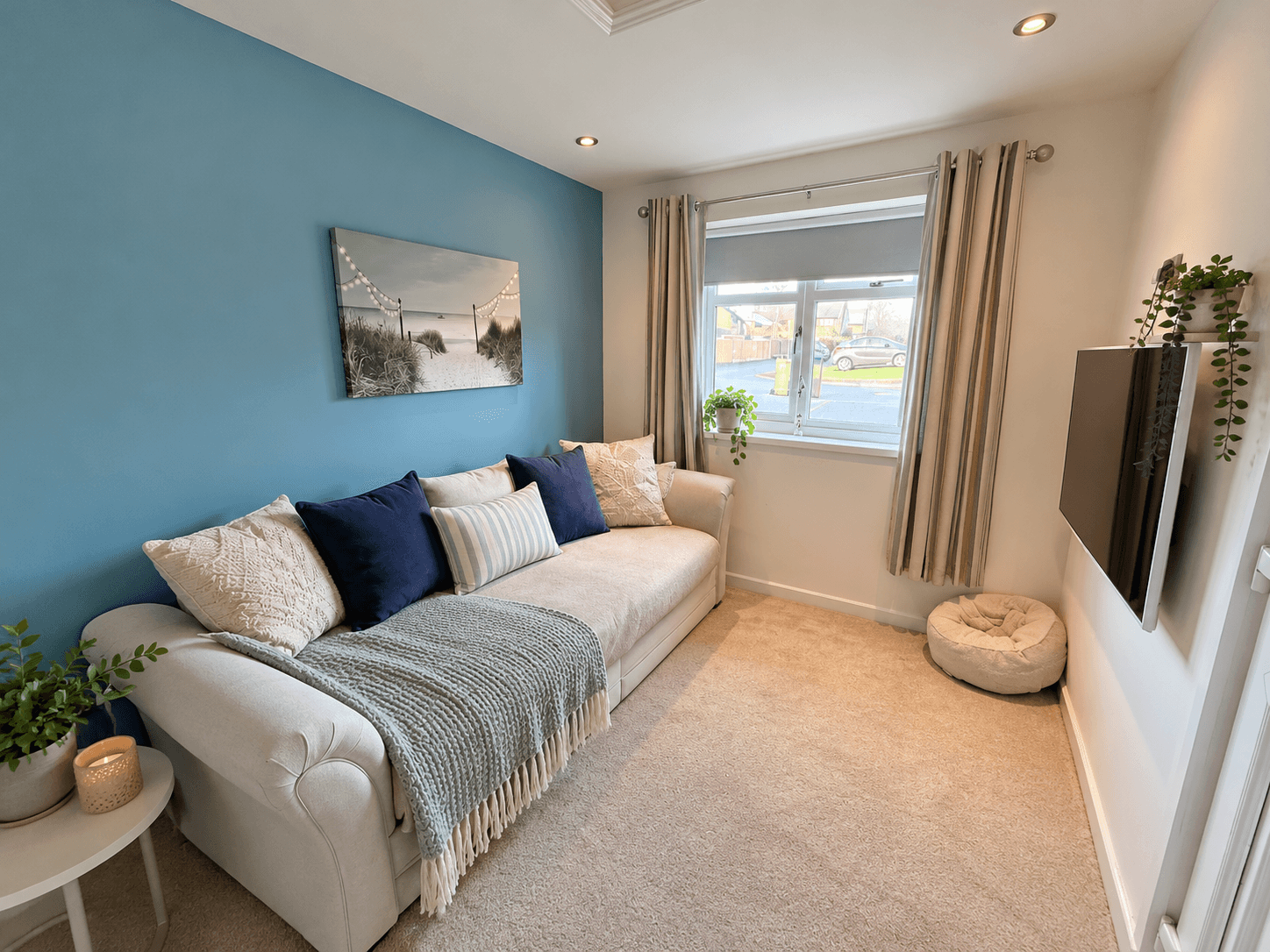 Third bedroom at Royal Quays